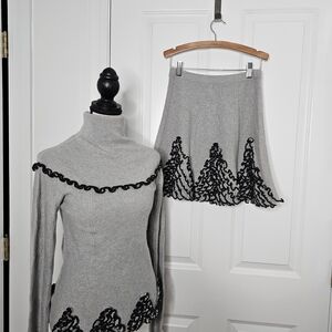 TSE Cashmere Gray & Black 2 piece Sweater and Skirt set